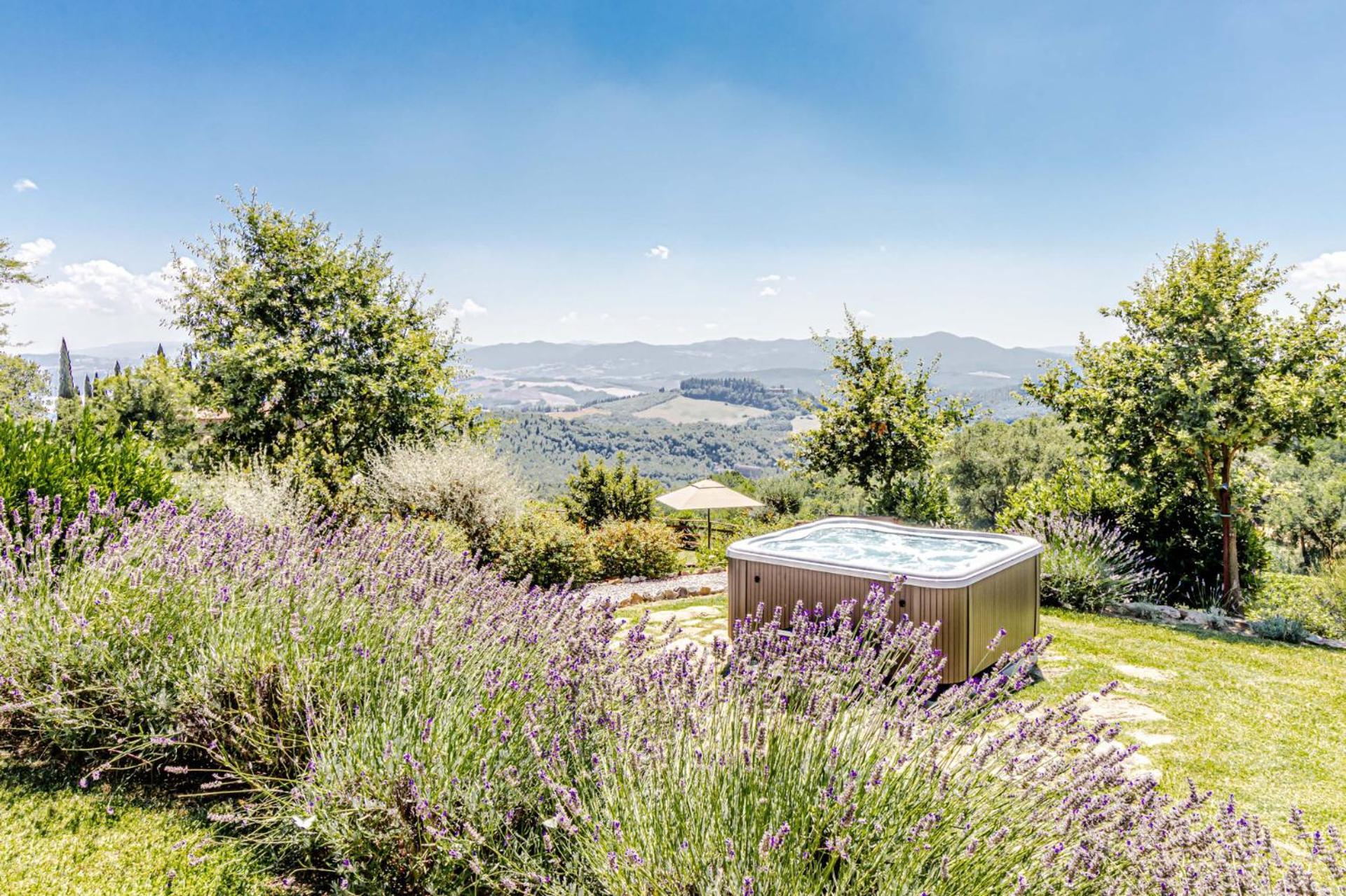 Chateau La Siroque Montecatini Val di Cecina Esterno foto